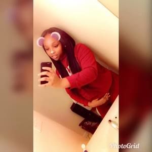 Meet your Posher, Tiyiana